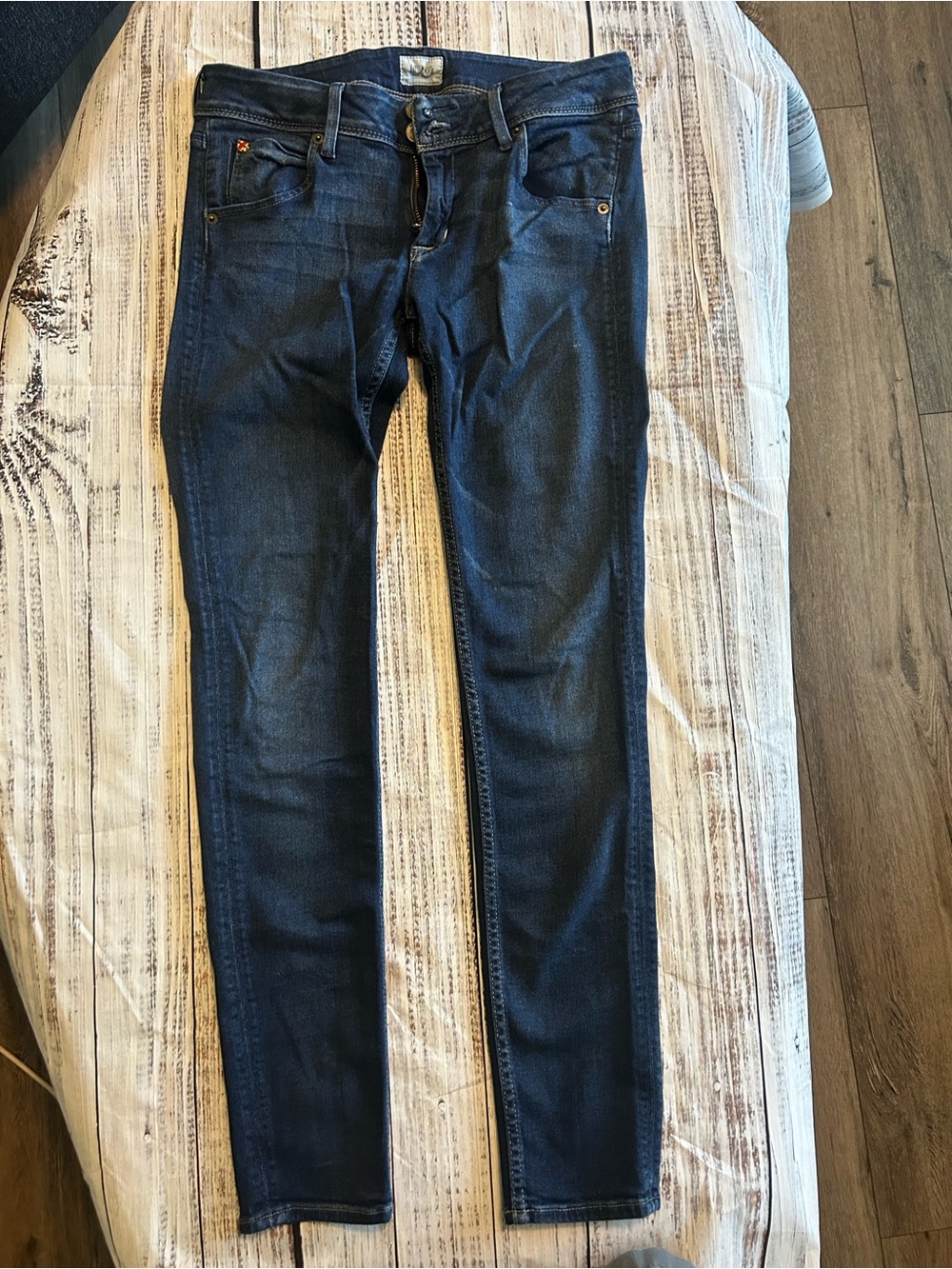 Hudson Jeans women’s Skinny Dark Indigo Stretch Denim